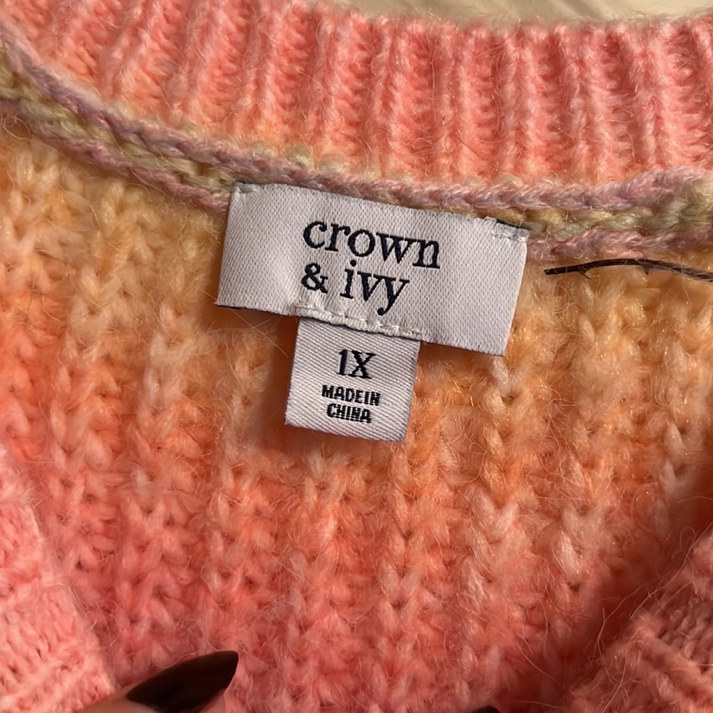 Colorful Sweater! - Picture 5 of 6